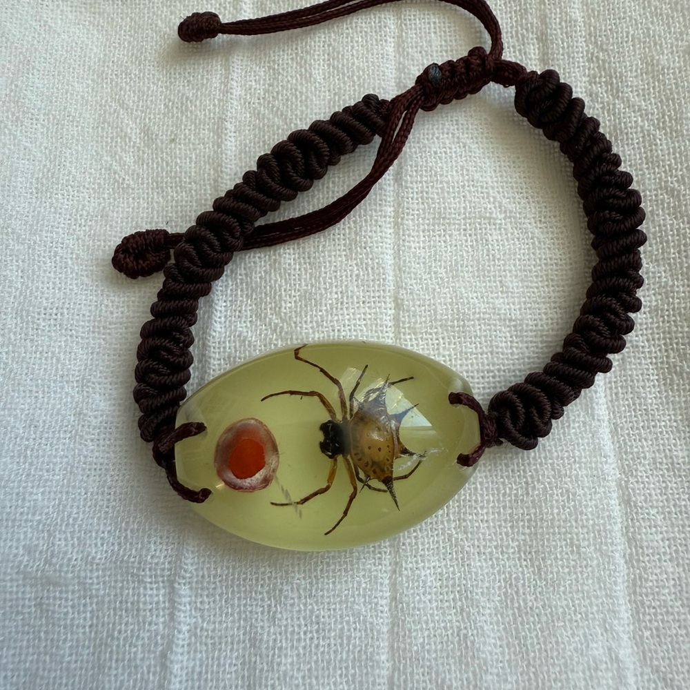 Real Insect Glow In The Dark Brown Macramé Bracelet with Orb Weaver in Resin.